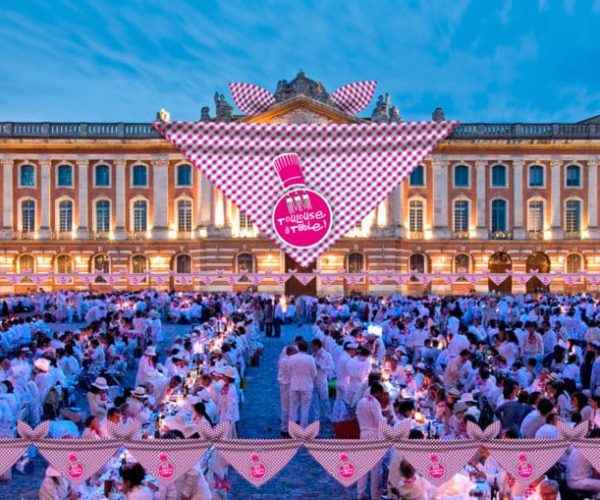 Animateur evenementiel Toulouse a table